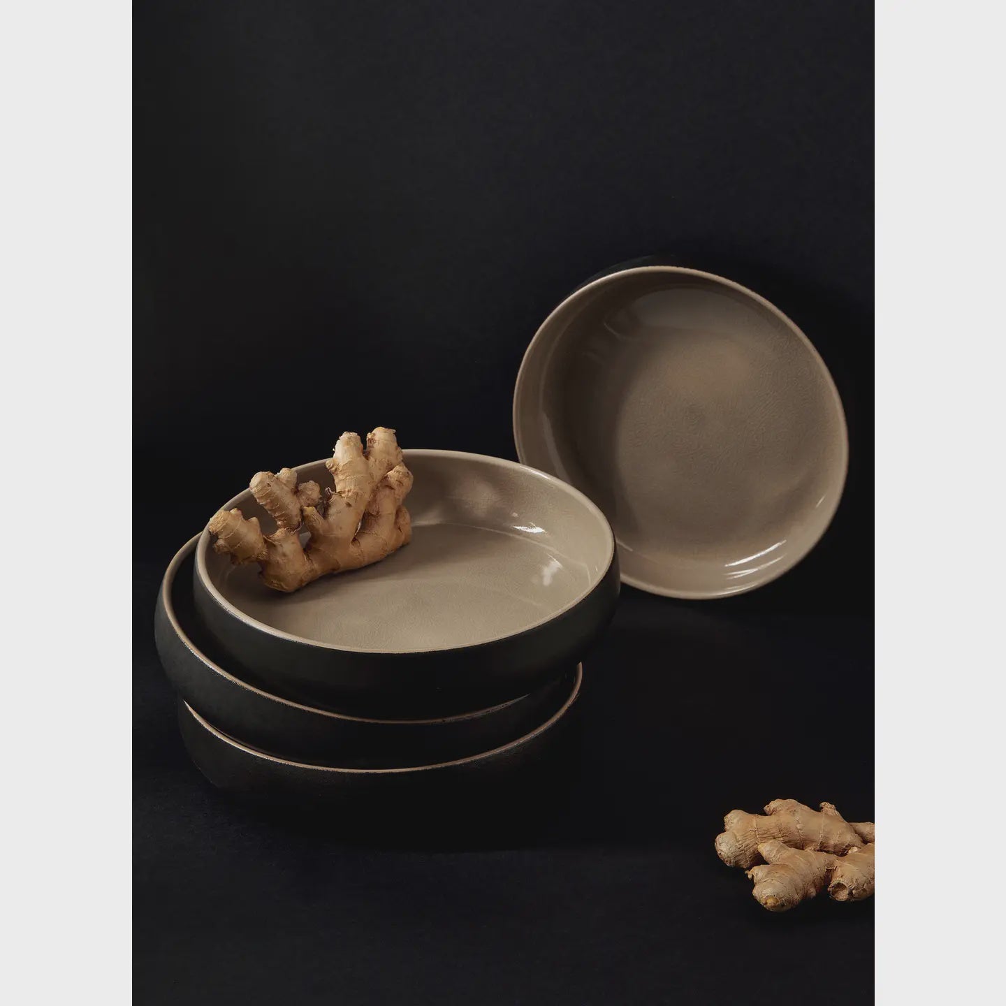 Gharyan Stoneware, Small Serving Plate, Edan , Matte Black/Linen, 7.9